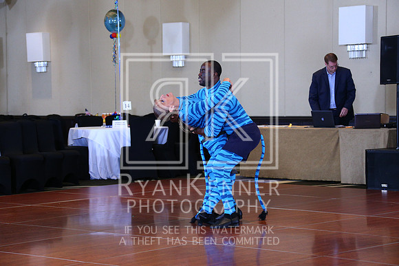 COL16_18152035A-1