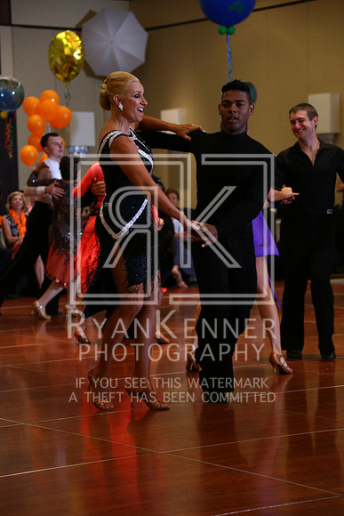 COL16_19100808A